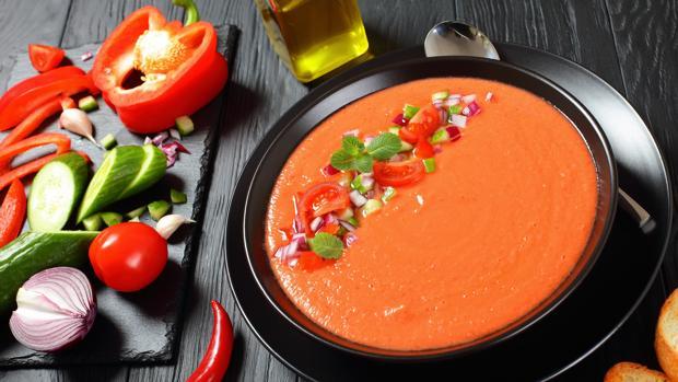 El gazpacho combate el cáncer de colon, según un estudio de las universidades de Granada y Almería