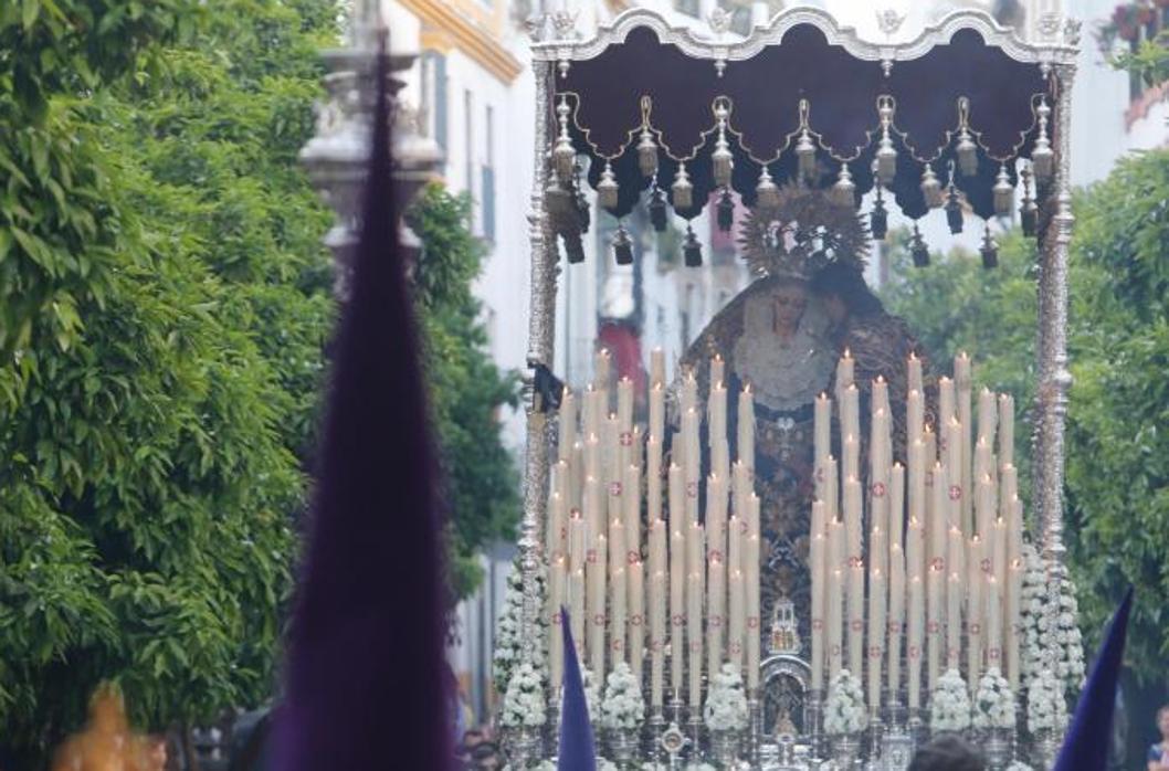 Paso de palio de la hermandad de la Sangre