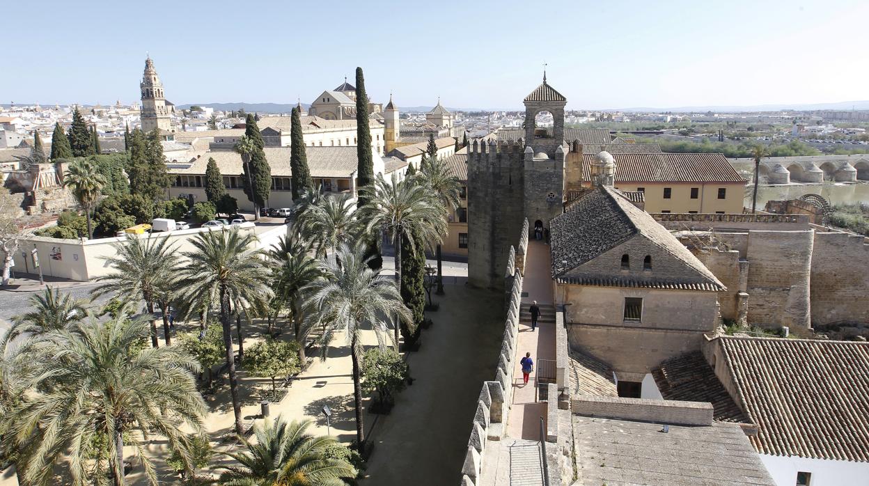 Vista general del Alcázar de los Reyes Cristianos