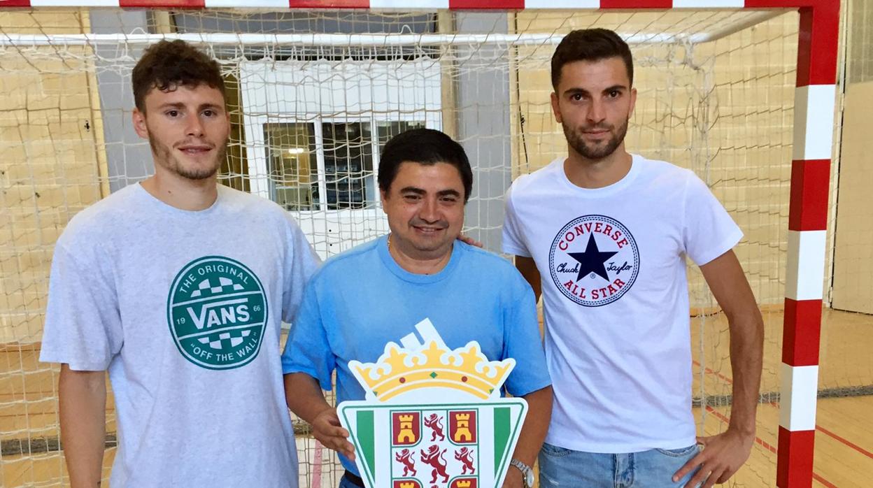 García Román, junto a Cárdenas y Zequi