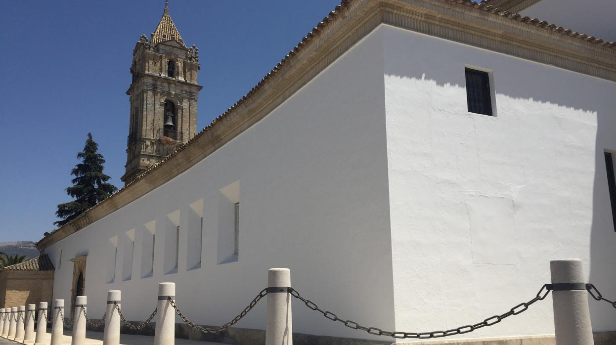 Exterior de la iglesia de la Asunción