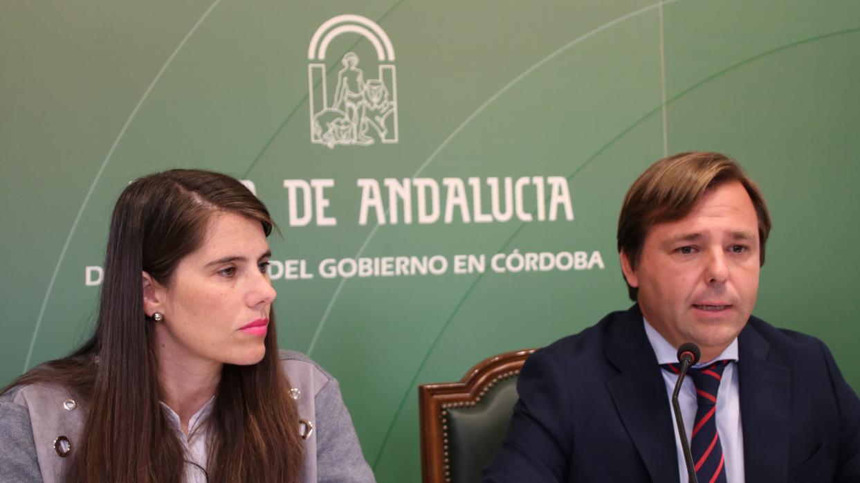 La delegada, Aracelo Cabello y el delegado de la Junta, Antonio Repullo