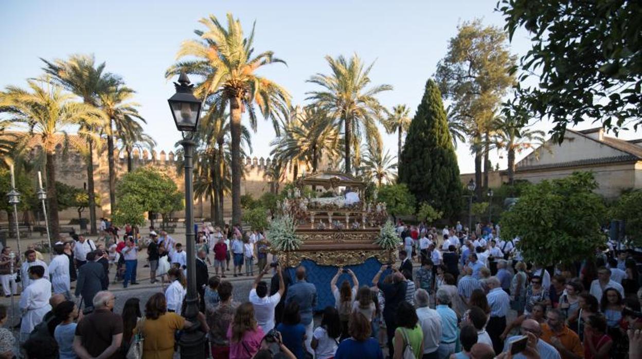 La Virgen del tránsito en su salida procesional en 2018