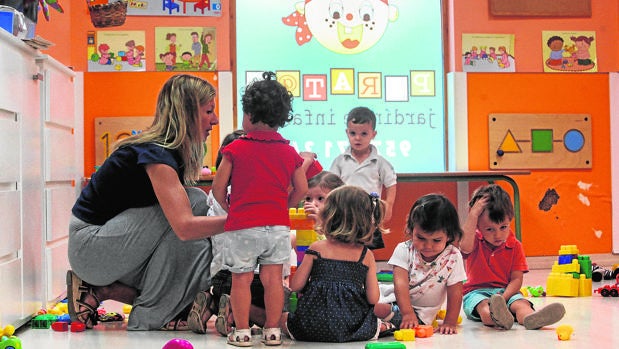Las escuelas infantiles de Córdoba alertan de su «asfixia» por falta de ayudas de la Junta