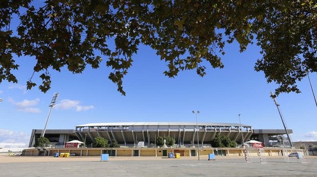 PSOE e IU negociaron un acuerdo para ceder el Arcángel al Córdoba CF a coste cero