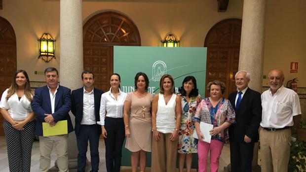 La Ciudad Sanitaria de Jaén se construirá 16 años después de que la prometiera Chaves