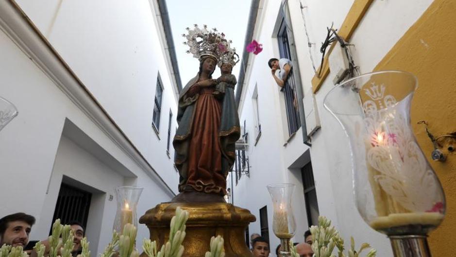 La Virgen de la Fuensanta de Córdoba llegó hasta la parroquia del Carmen desde Santiago