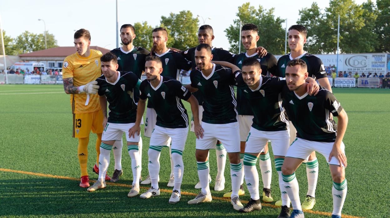 Alineación con el once titular del Córdoba CF en el último partido ante el Villarrubia