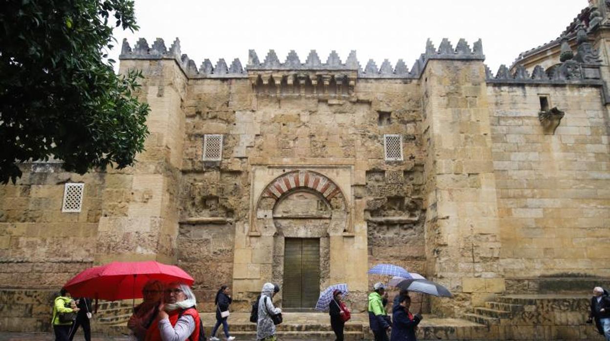 Día de lluvia en los alrededores de la Mezquita-Catedral