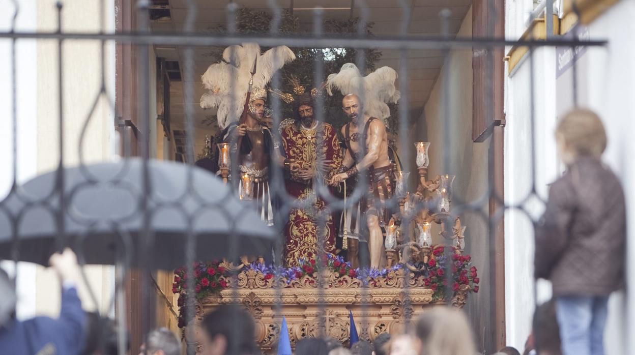 El Prendimiento de Córdoba, en una jornada de Semana Santa con lluvia