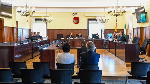 El fiscal apunta que Invercaria concedió préstamos sin documentación y arbitrariamente