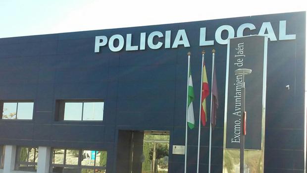 Policías y bomberos se movilizarán contra el Ayuntamiento de Jaén por «vulneración de derechos»