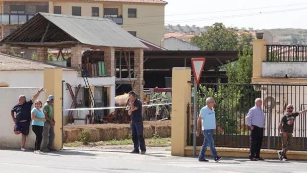 Muere un trabajador aplastado por su tractor en Granada