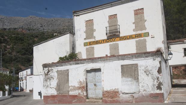 Benaoján, un pueblo de Málaga golpeado por una bacteria
