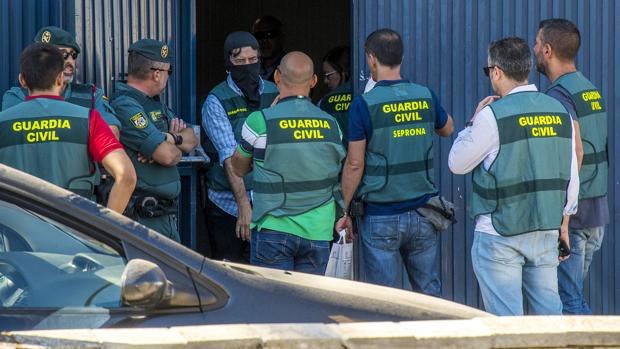 En libertad dos de los cinco responsables de Magrudis detenidos en Sevilla por el brote de listeria