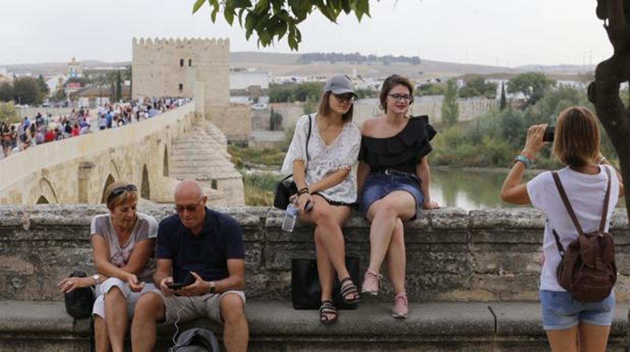 Un grupo de turistas en Córdoba