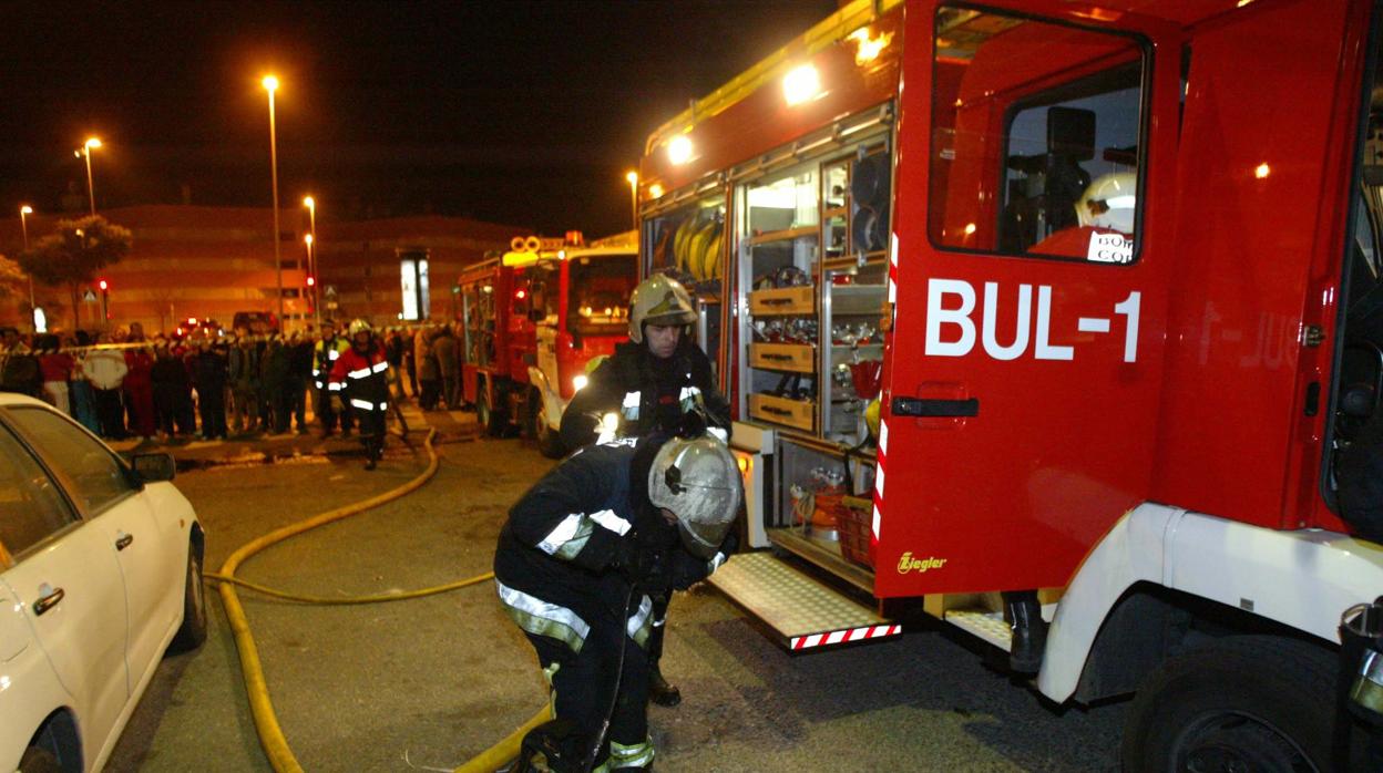 Bom beros de Córdoba en un incendio