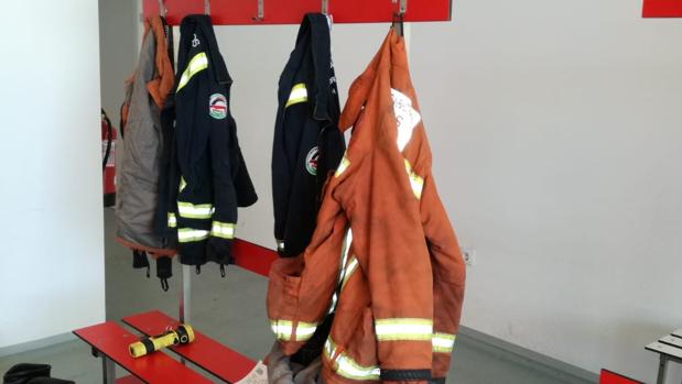 Bomberos de Huelva denuncian ante Trabajo que sus equipos no se descontaminan tras sus intervenciones