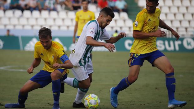 Las notas de los jugadores del Córdoba CF ante el Cádiz B