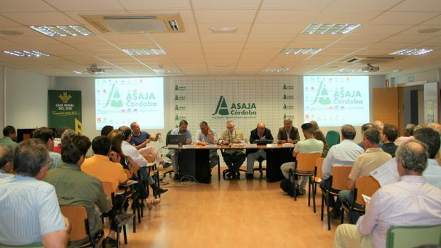 Los titulares de cotos en Córdoba se preparan para los controles sanitarios de las reses silvestres