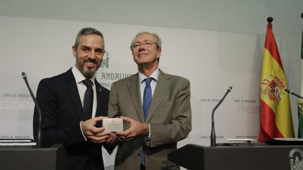 La Junta de Andalucía prevé 450 contratos más de profesores y 1.509 nuevos sanitarios en 2020