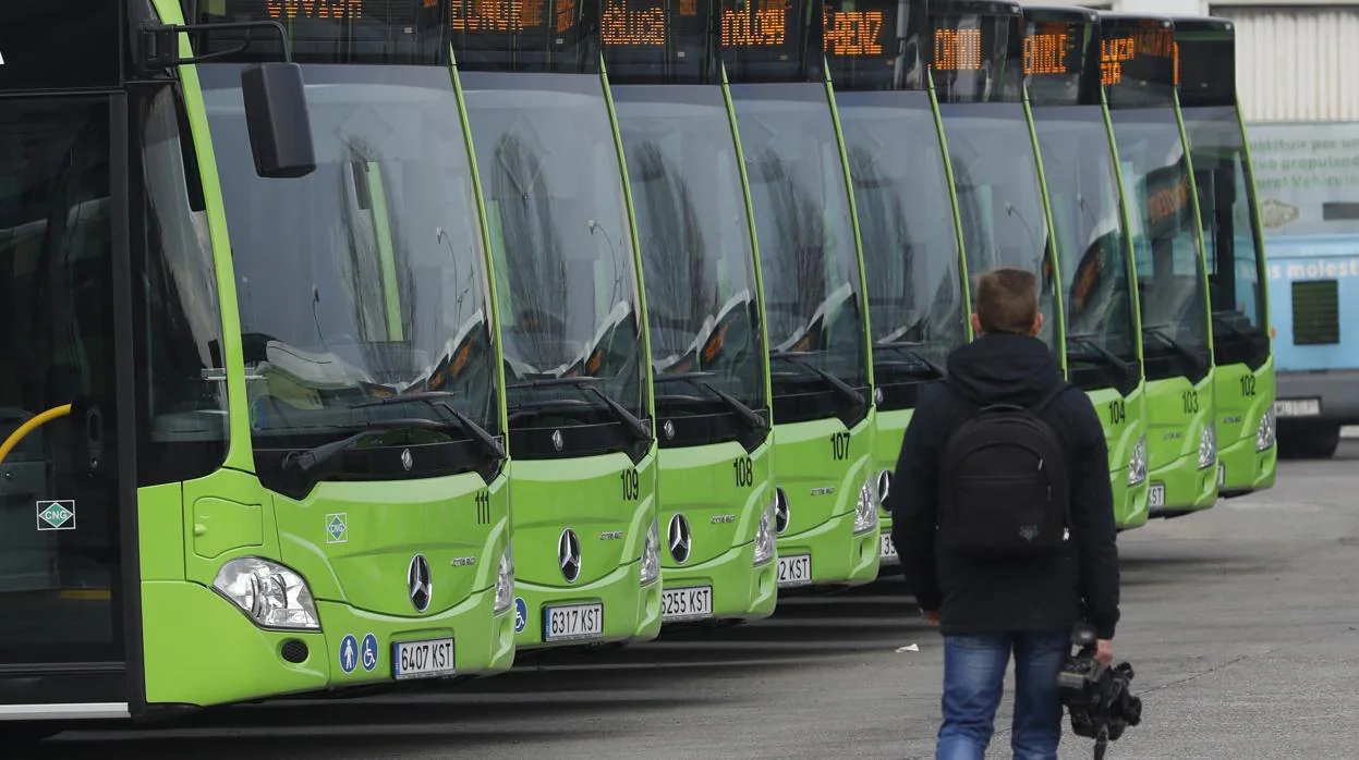 El Ayuntamiento de Córdoba quiere llevar los autobuses públicos a los polígonos industriales