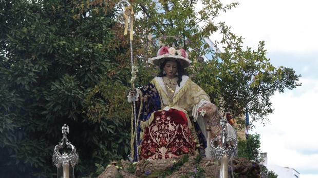 Así fue la procesión de la Divina Pastora de las Almas de la hermandad de la Vera Cruz de Córdoba