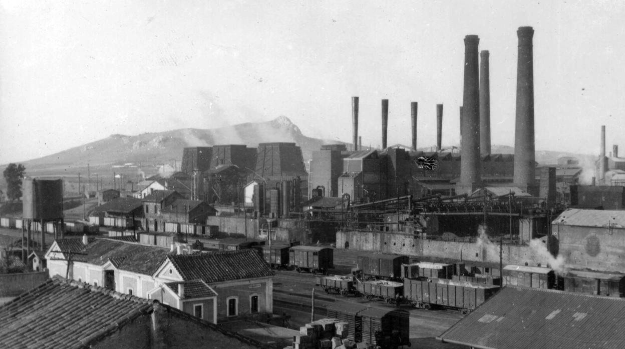 Trenes de mercancías en el Cerco Industrial de Peñarroya en 1942