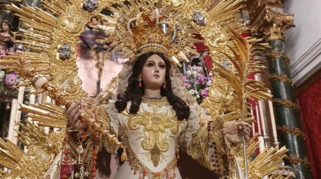 La Virgen de la Palma Coronada