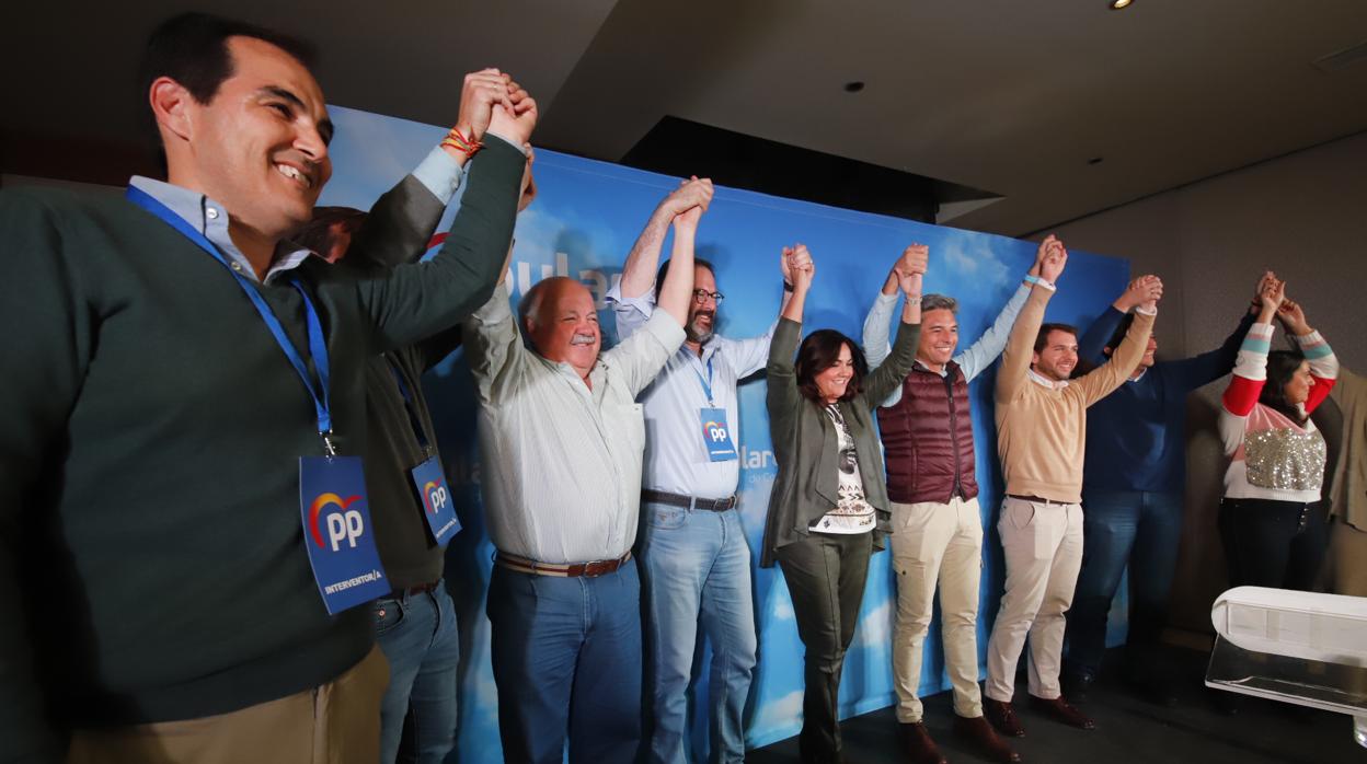 El PP de Córdoba festeja su «remontada» y que logra «el objetivo» de igualar en congresistas con el PSOE