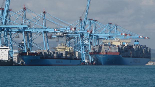 El Puerto de Algeciras cumple seis años operando buques portacontenedores gigantes