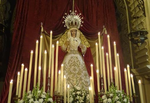 La Virgen de la Salud y Consuelo, ya en la parroquia del Rosario