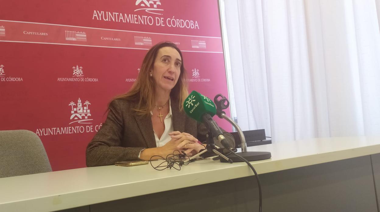 Paula Badanelli, en una rueda de prensa en el Ayuntamiento