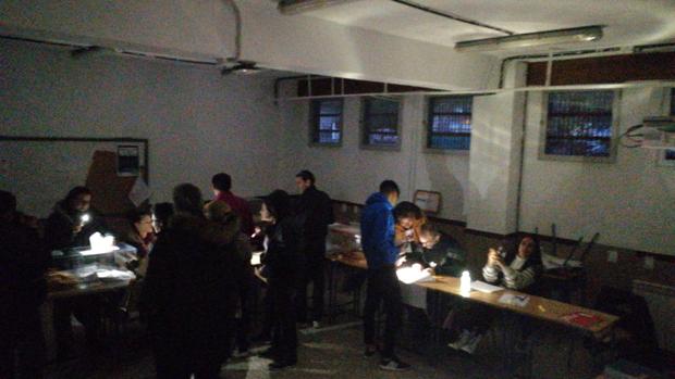 Elecciones generales 10N: La Zona Norte de Granada vota a oscuras por otro corte de luz