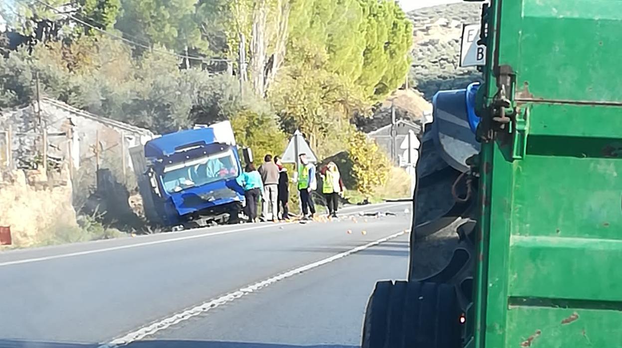 Un conductor herido en un accidente en la A-339 en Priego de Córdoba