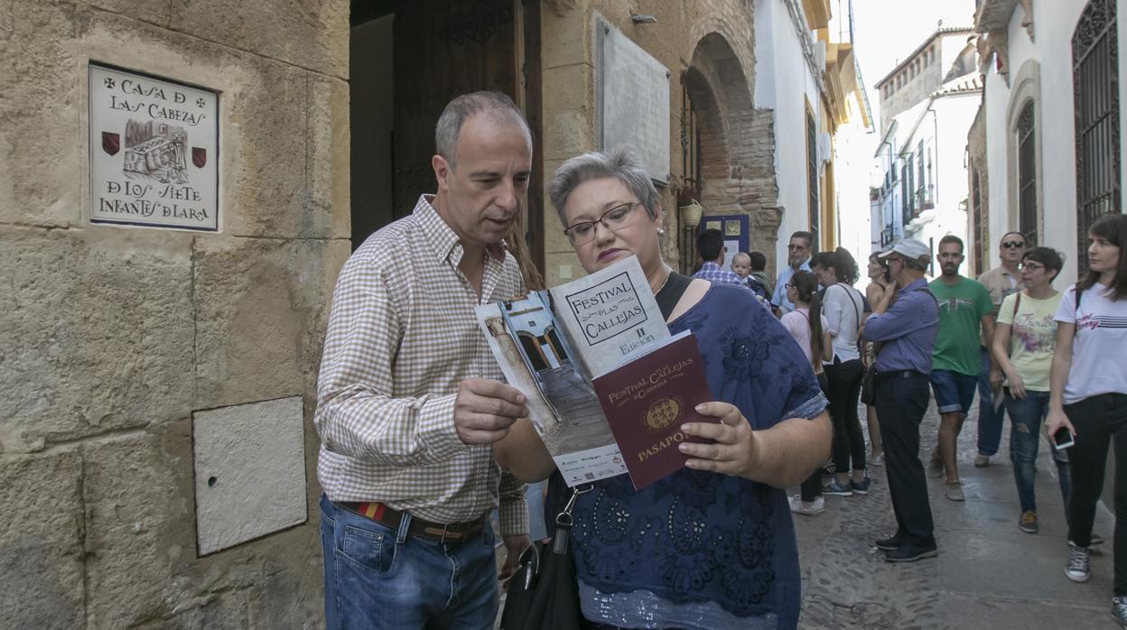 Visitantes en la segunda edición del Festival de las Callejas