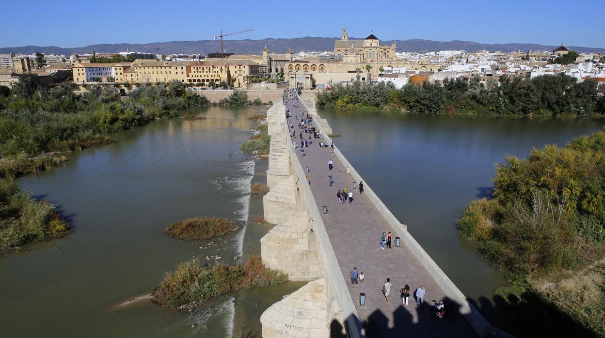El río Guadalquivir a su paso por Córdoba