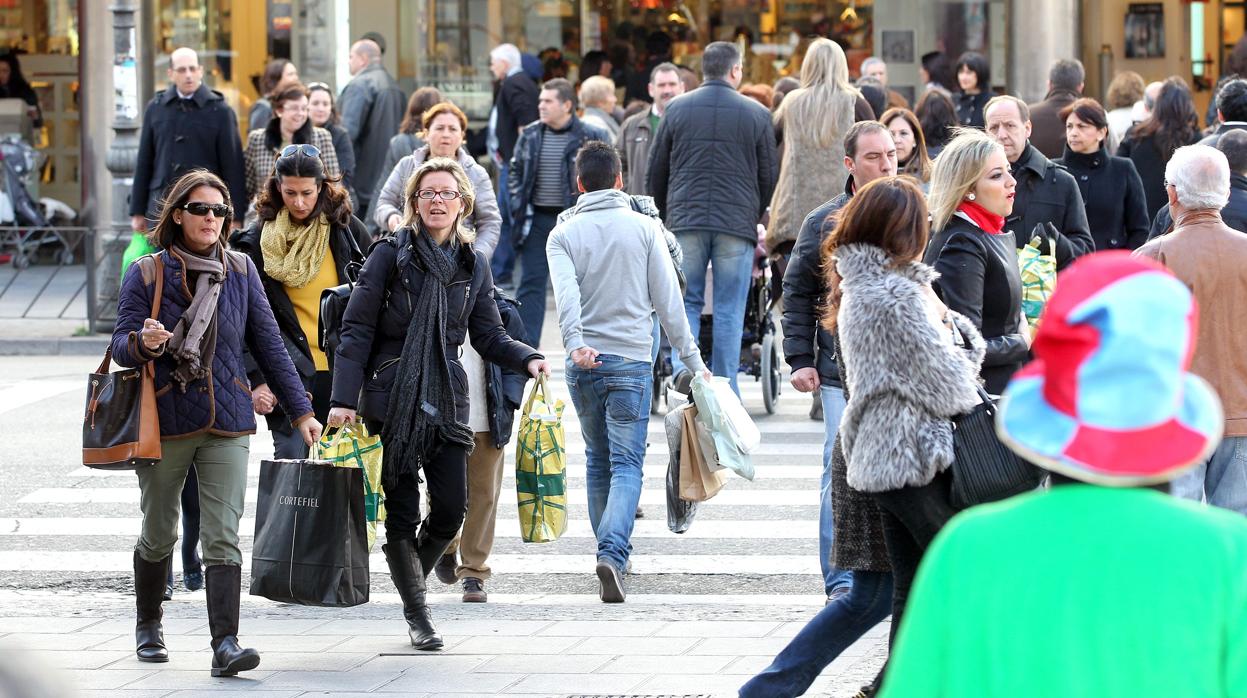 Ambiente en el Centro de Córdoba durante los días de compras navideñas