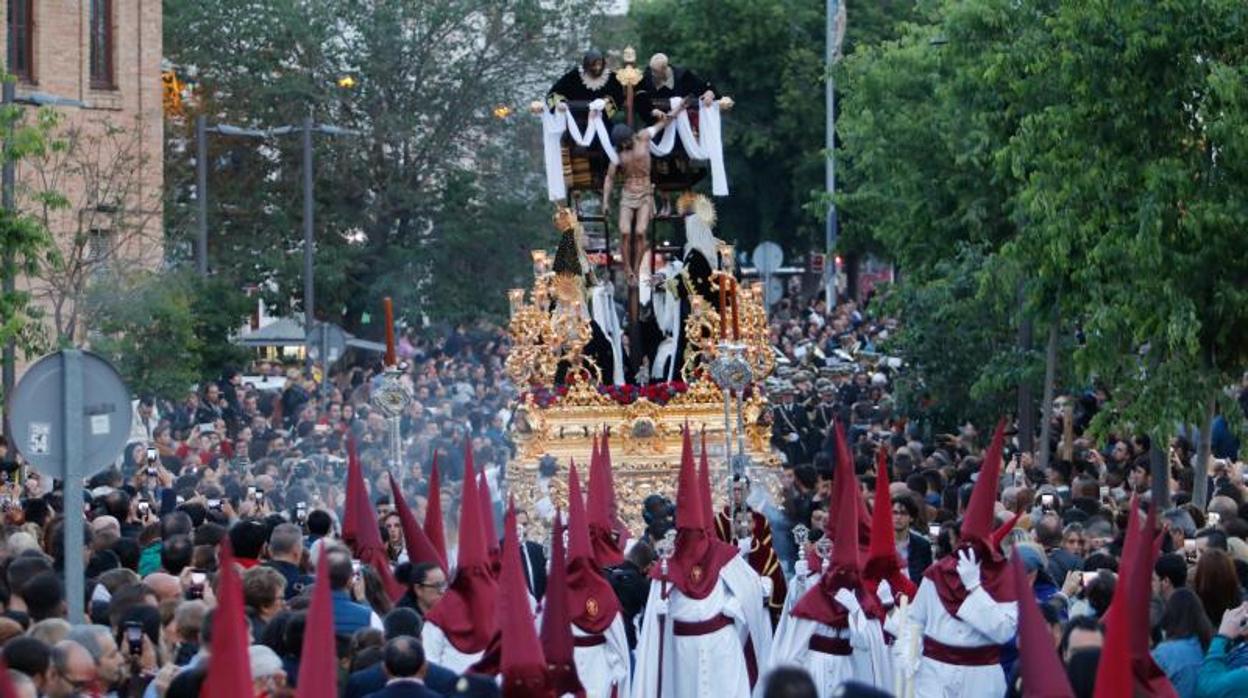 El Descendimiento en la tarde del último Viernes Santo