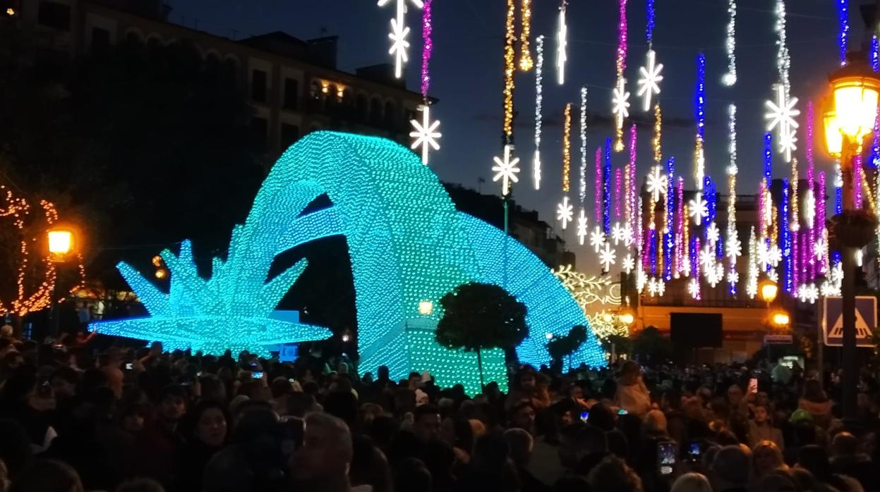 Alumbrado navideño en La Matallana, en el centro de Puente Genil