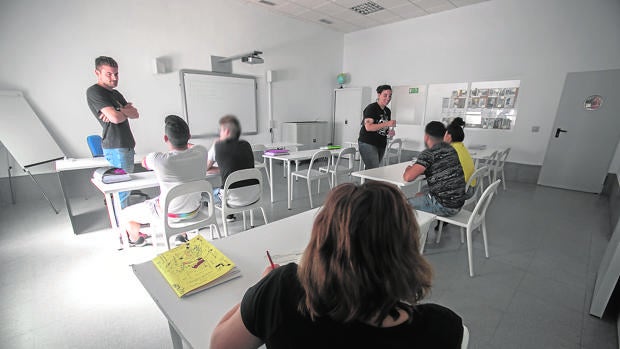 Cerca de 70 menores están a la espera del Servicio de Protección de la Junta en Córdoba