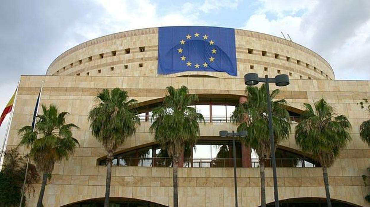 El edificio de Torretriana, sede de la Junta de Andalucía, en Sevilla