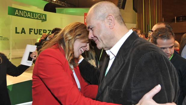 El PP-A afirma que Susana Díaz debe abandonar su escaño tras descubrirse las tres cajas de Idea