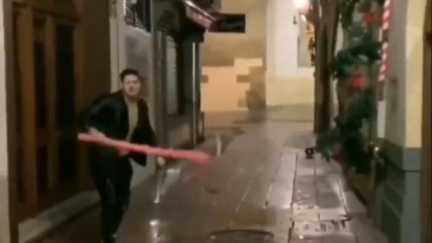 Detienen a los dos vándalos que destozaron la decoración navideña del Centro de Córdoba