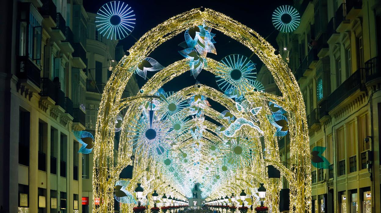 Un total de 22 arcos conforman la espectacular bóveda que cubre la calle Larios