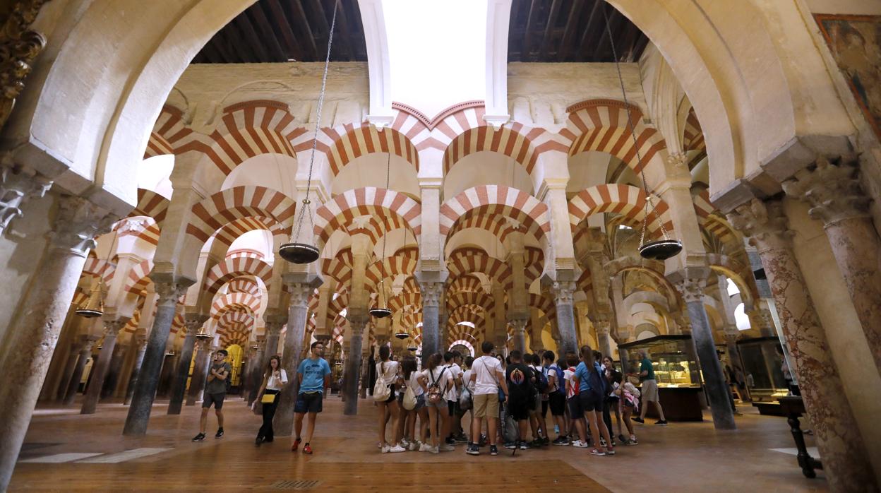 Visita de escolares en la Mezquita-Catedral de Córdoba