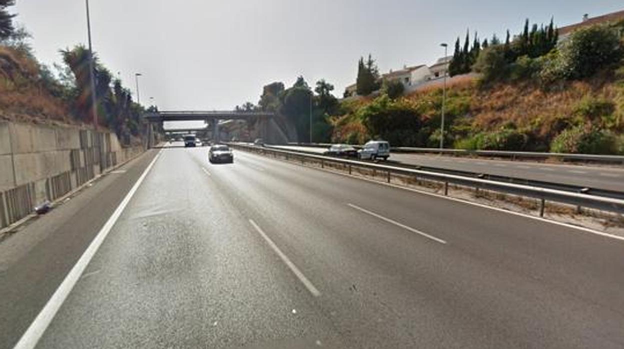 La autopista AP-7 a su paso por Marbella