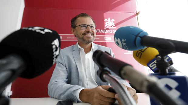 Sadeco aprueba su presupuesto de 2020 con una rebaja inversora y una apuesta por la limpieza de los barrios