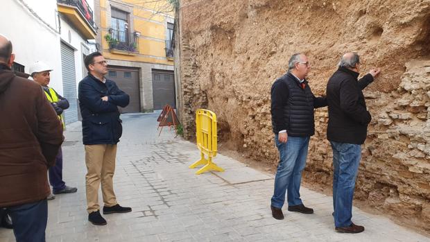 Restauran la muralla de Andújar por seguridad