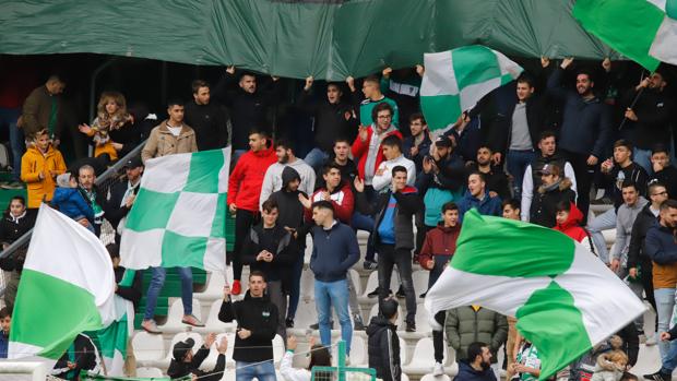 El Córdoba CF contará con 200 seguidores en las gradas de Los Cármenes